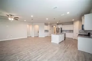 744 Shepperton Wy, Fort Worth, TX 76247 - Photo 5