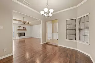 133 Springhill Dr, Hurst, TX 76054 - Photo 5