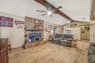 310 Centeridge Ln, Graham, TX 76450 - Photo 7