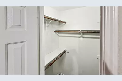 8530 Vista Grande Drive, Dallas, TX 75249 - Photo 17