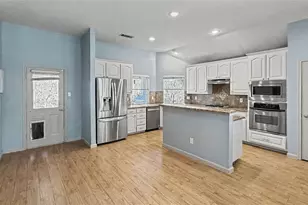 8530 Vista Grande Dr, Dallas, TX 75249 - Photo 9