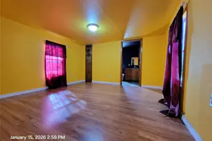 1909 Lariat Ln, Burleson, TX 76028 - Photo 7