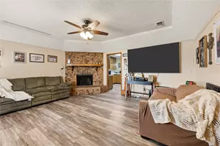 2701 Hurstview Dr, Hurst, TX 76054 - Photo 5