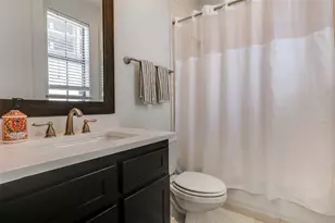 2123 Diversey St, Dallas, TX 75201 - Photo 33