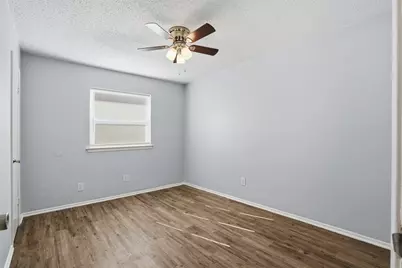 5516 Goodman Avenue, Fort Worth, TX 76107 - Photo 9