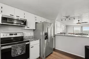 108 Harbor Dr, Runaway Bay, TX 76426 - Photo 13