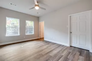 1356 S Denley Dr, Dallas, TX 75216 - Photo 9