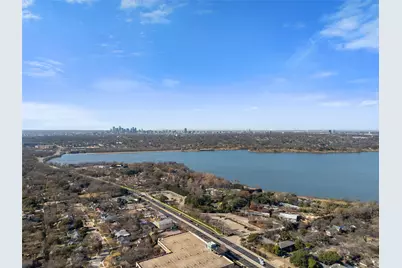 9000 Forest Hills Boulevard, Dallas, TX 75218 - Photo 39