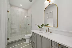 6814 Dalhart Ln, Dallas, TX 75214 - Photo 35