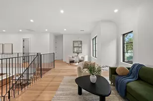 6814 Dalhart Ln, Dallas, TX 75214 - Photo 31