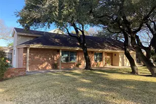 9328 Mountain Lake Cir, Fort Worth, TX 76179 - Photo 9