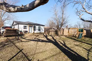 1304 E Mulkey St, Fort Worth, TX 76104 - Photo 19