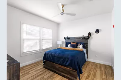 1304 E Mulkey Street, Fort Worth, TX 76104 - Photo 13