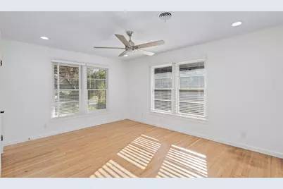 2129 Elmwood Boulevard, Dallas, TX 75224 - Photo 15