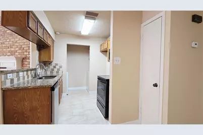 2400 Jupiter Road #B9, Plano, TX 75074 - Photo 3