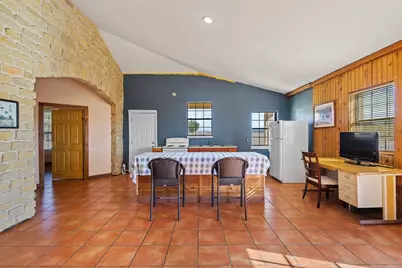 5777 State Highway 160, Whitewright, TX 75491 - Photo 15