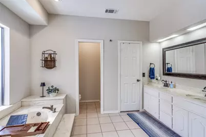 1520 Sugar Creek Drive, Carrollton, TX 75007 - Photo 17