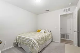 10101 Newtown Dr, Fort Worth, TX 76036 - Photo 19