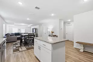 10101 Newtown Dr, Fort Worth, TX 76036 - Photo 7