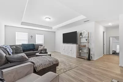 10101 Newtown Drive, Fort Worth, TX 76036 - Photo 11