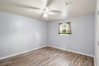 521 Hilltop Drive, Tool, TX 75143 - Photo 15