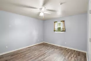 521 Hilltop Dr, Tool, TX 75143 - Photo 15