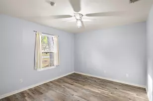 521 Hilltop Dr, Tool, TX 75143 - Photo 13