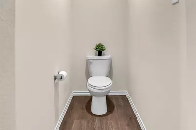 1924 Willow Creek Road, Lancaster, TX 75146 - Photo 17