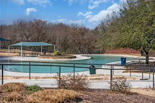 1924 Willow Crk Rd, Lancaster, TX 75146 - Photo 29