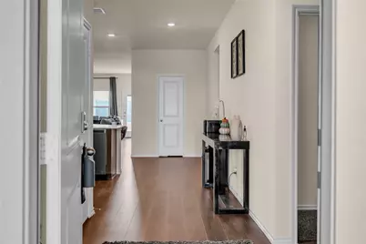 1924 Willow Creek Road, Lancaster, TX 75146 - Photo 5