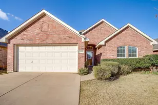 2068 Joyner Ranch Rd, Fort Worth, TX 76134 - Photo 1