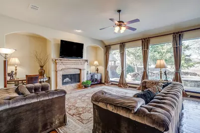 1302 Killian Drive, Mansfield, TX 76063 - Photo 11