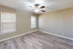 3625 Henry St, Greenville, TX 75401 - Photo 7