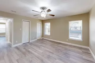 3625 Henry St, Greenville, TX 75401 - Photo 9