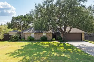 502 Shady Grove Dr, Granbury, TX 76049 - Photo 5