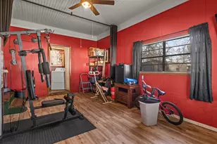 1210 E 4th St, Mt Pleasant, TX 75455 - Photo 21