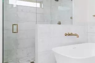 9206 Clover Valley Dr, Dallas, TX 75243 - Photo 21