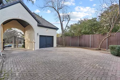 17632 Harbord Oaks Circle, Dallas, TX 75252 - Photo 37