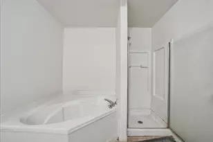 125 Dodge City Ct, Newark, TX 76071 - Photo 19