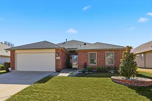 9621 Applewood Trail, Denton, TX 76207 - Photo 1