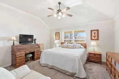 9621 Applewood Trail, Denton, TX 76207 - Photo 11