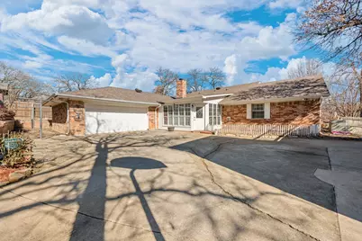 108 N Cliffside Drive N, Burleson, TX 76028 - Photo 3