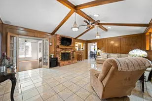 108 N Cliffside Dr N, Burleson, TX 76028 - Photo 13