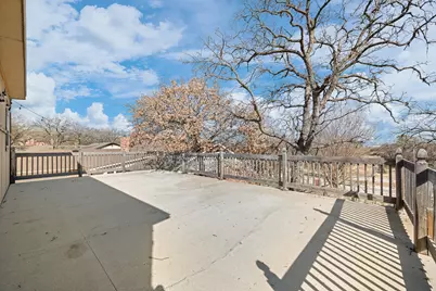 108 N Cliffside Drive N, Burleson, TX 76028 - Photo 7