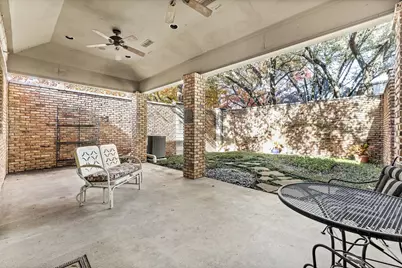 17 Stonecourt Circle, Dallas, TX 75225 - Photo 11