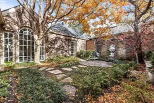 17 Stonecourt Cir, Dallas, TX 75225 - Photo 29