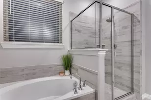 208 Lemley Dr, Fort Worth, TX 76131 - Photo 13