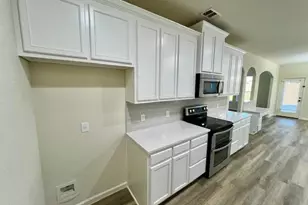 2717 Aspen Hill Dr, Denton, TX 76209 - Photo 11