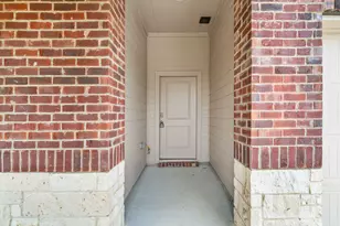 4104 Alberta Ln, Denton, TX 76226 - Photo 3