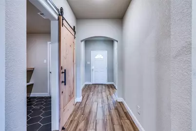 3305 Avenue Junction, Fort Worth, TX 76105 - Photo 3